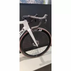 Bici Da Corsa MEGAMO PULSE ELITE 20 Disk In Carbonio Shimano 105 11v -Negozio Bici corsa economico bici da corsa megamo pulse elite 20 disk in carbonio shimano 105 11v 10