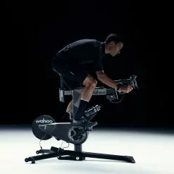 Smart Bike Wahoo KICKR BIKE 2023 -Negozio Bici corsa economico samrt bike wahoo kickr bike 3